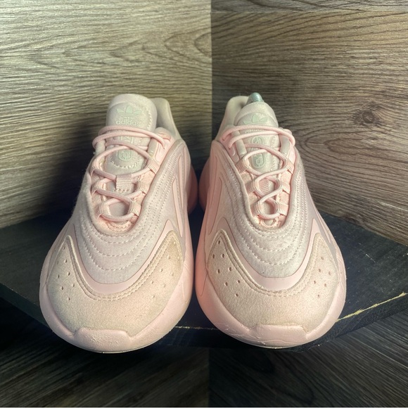 Adidas ozelia pink sneakers - Picture 2 of 7